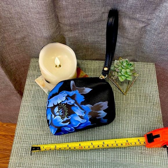 #170 Black Flower Mini Bag - Picture 1 of 1